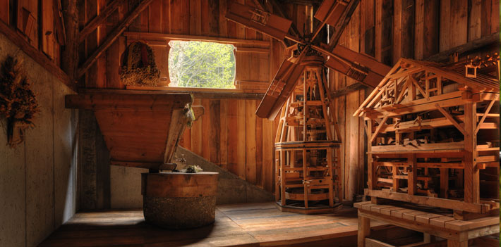 Mühlenbauer im Schausägewerk Mühlenbauer im Schausägewerk